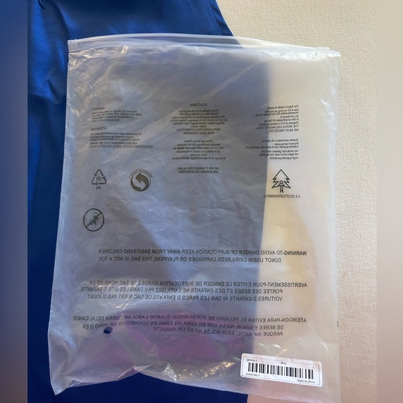 HUGE SALE! GORGEOUS ELECTRIC BLUE LARGE TOP NWT - Picture 10 of 10